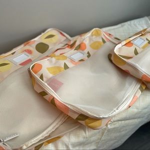 3 size Calpak luggage packing set.